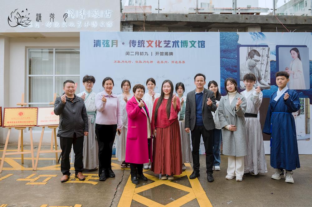 98ca36fdbf2e4db295a8ba08c5fb7d36.jpg 98ca36fdbf2e4db295a8ba08c5fb7d36.jpg