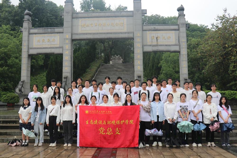 4d3f1d319c3147c18a0bf1f8b9ce2156.jpg 4d3f1d319c3147c18a0bf1f8b9ce2156.jpg