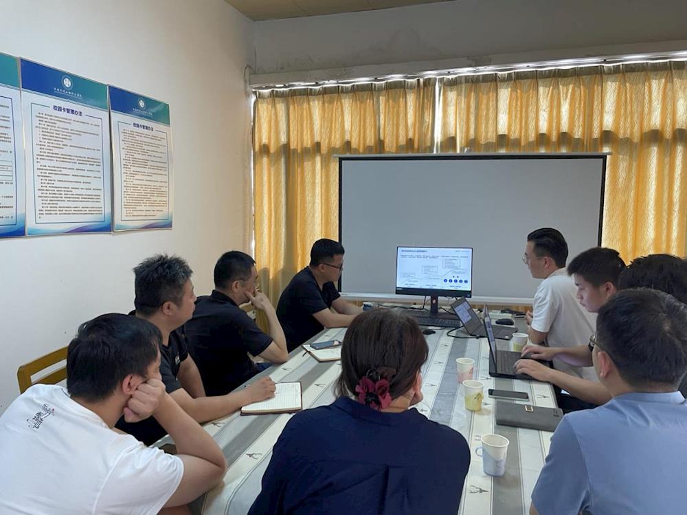 81a72149959848f08e44fa53d12d61e4.jpg 81a72149959848f08e44fa53d12d61e4.jpg