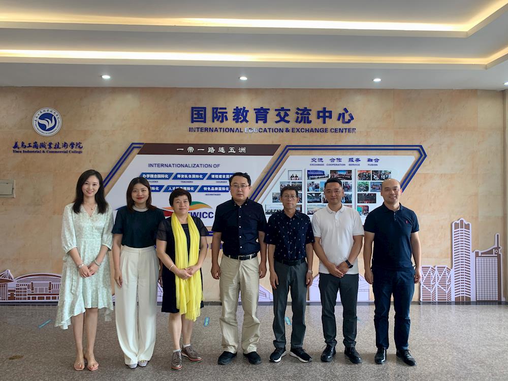 87e0f9a80a5945bf9f4a5a29f4410783.jpg 87e0f9a80a5945bf9f4a5a29f4410783.jpg