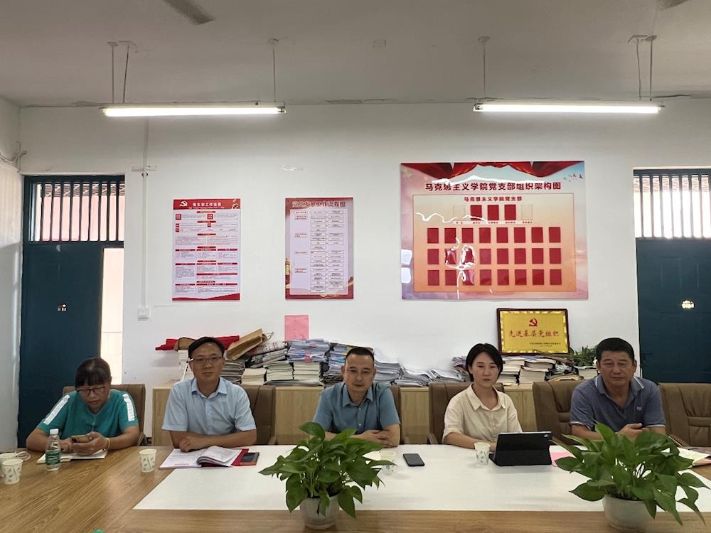 e323a5e9b76240129d492c2ddec2a51a.jpg e323a5e9b76240129d492c2ddec2a51a.jpg