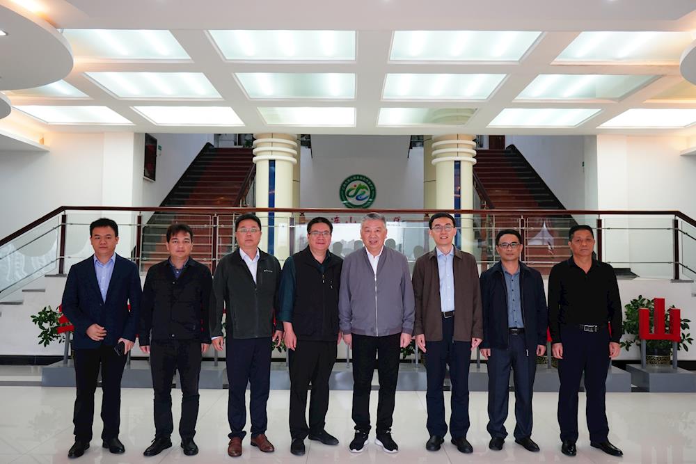 b2510e4ce76b48c3b2ae467c2f8a5351.jpg b2510e4ce76b48c3b2ae467c2f8a5351.jpg