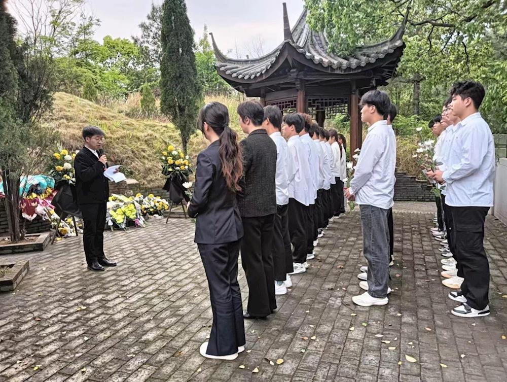 9525fdf1aa504754bdea85560774c414.jpg 9525fdf1aa504754bdea85560774c414.jpg