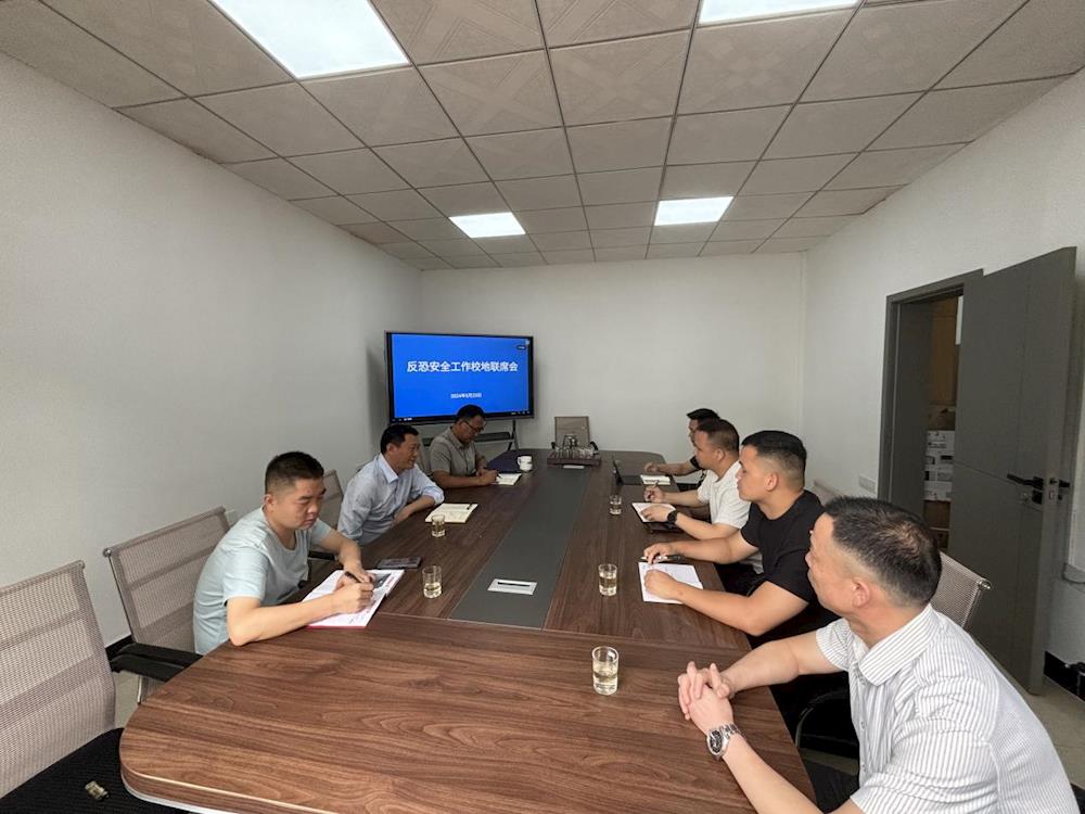 371354d7c95546d6b1de9d04e15b604e.jpg 371354d7c95546d6b1de9d04e15b604e.jpg