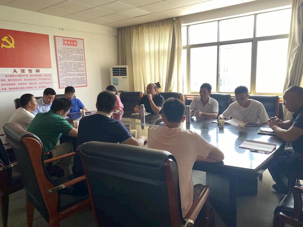 1518caf3974940dfaeca315c65b07e45.jpg 1518caf3974940dfaeca315c65b07e45.jpg