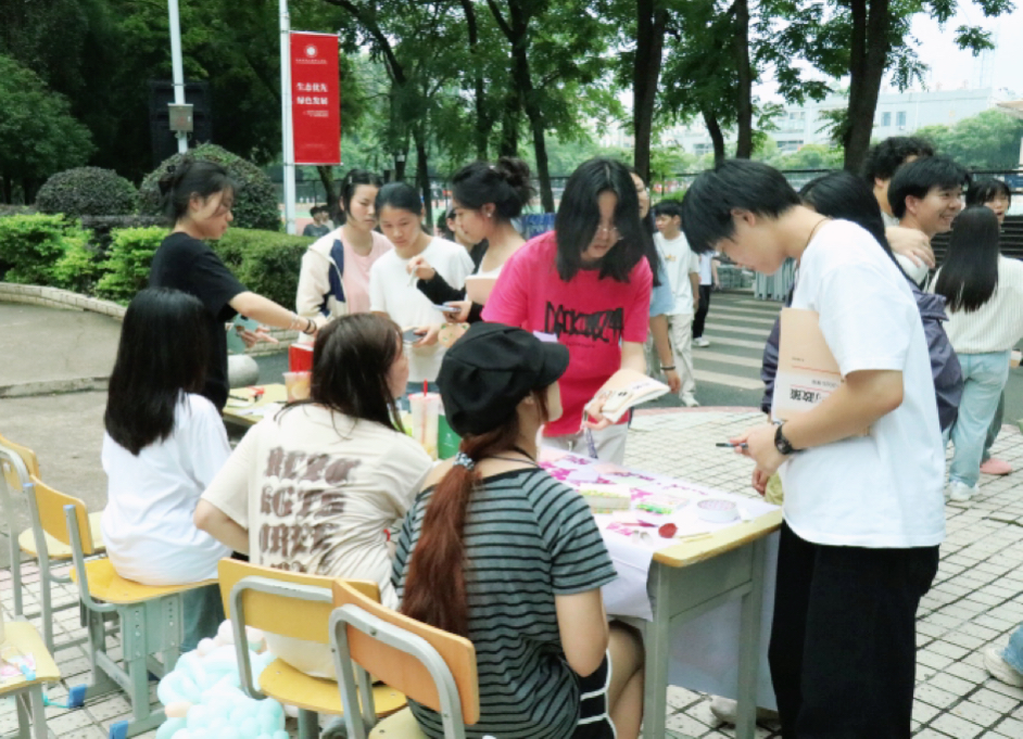 b98572ecf77143489970a6e309249b01.png b98572ecf77143489970a6e309249b01.png