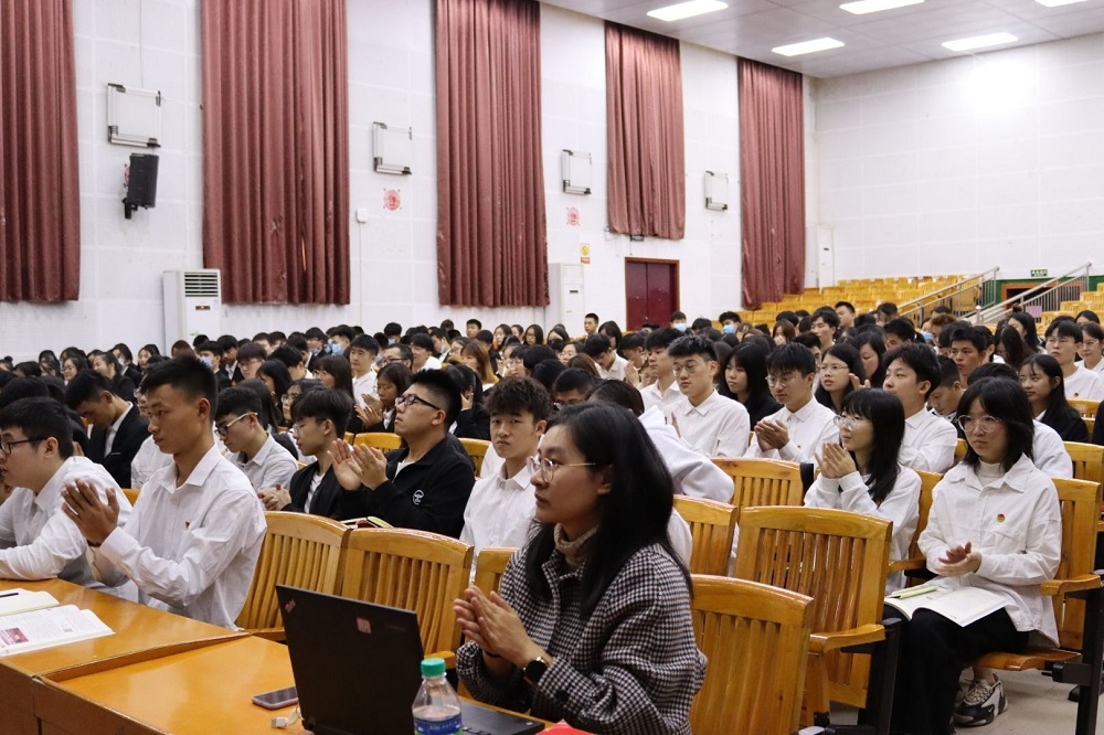 第二期入党积极分子培训班学员图.jpg