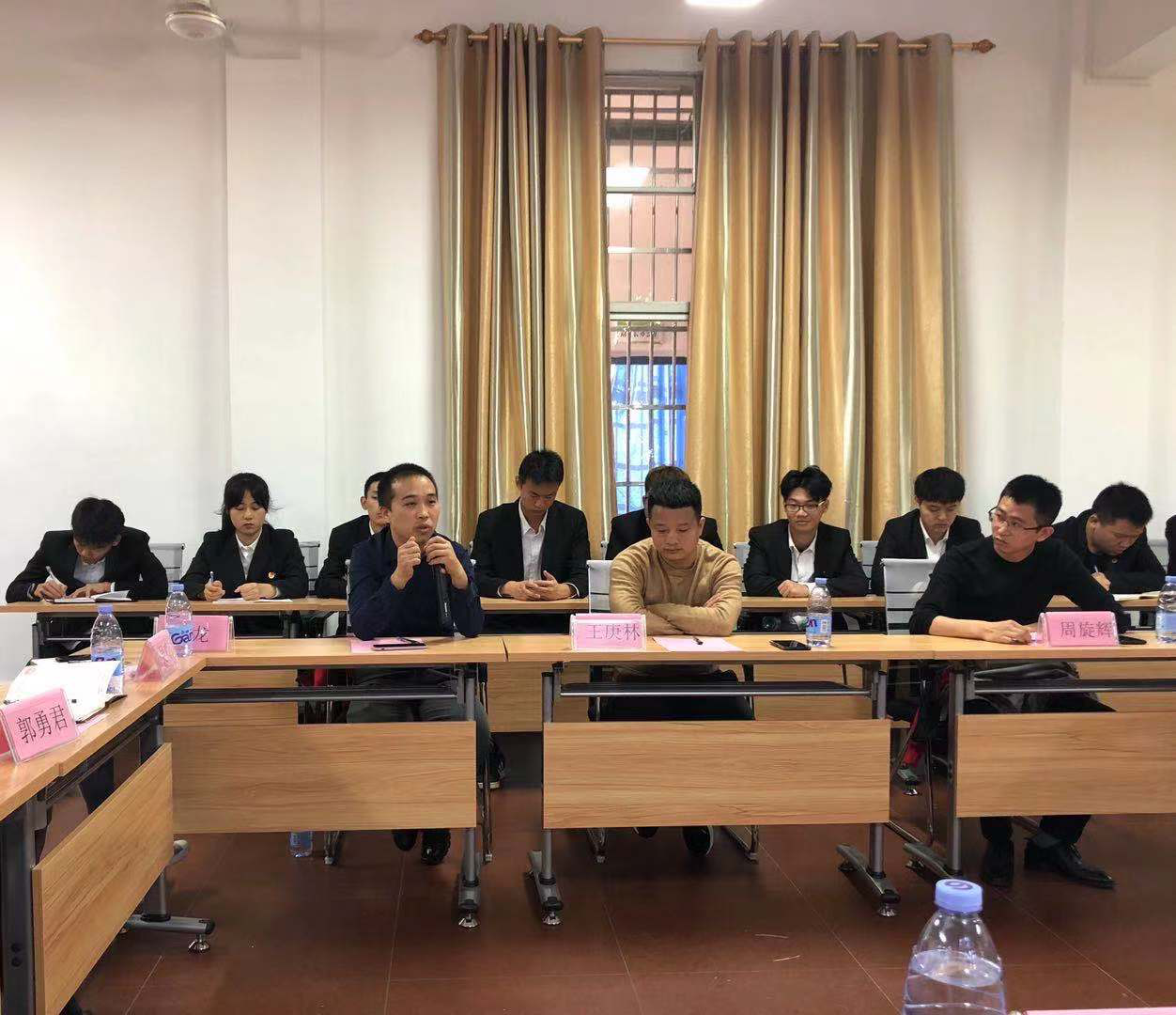 图片1.png