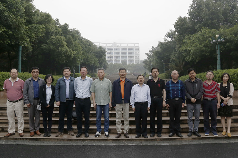 上海临港集团考察交流 (22210)_wps图片_副本.jpg