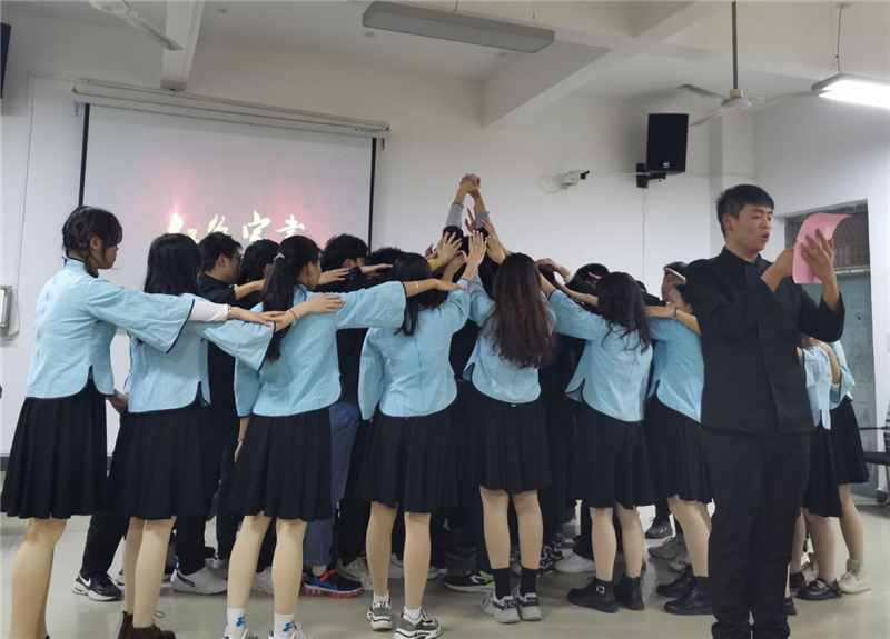 汽车机电学院党总支开展诵读红色家书.png