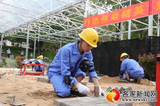 41c5568bb8ca95657e6e7a034de9363f.jpg 1.jpg