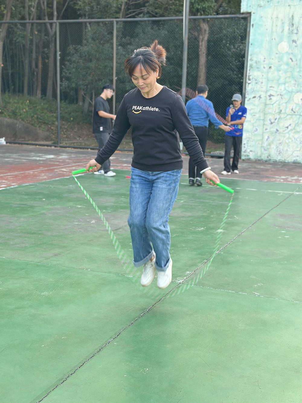 2e4b681753be4f0d9eadcaf313d0f6b5.jpg