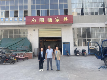现代家居学院赴南康区开展企业走访调研