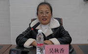 龙南产业学院开展大学生医保政策宣传活动