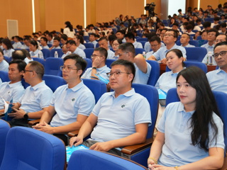 校友会换届大会
